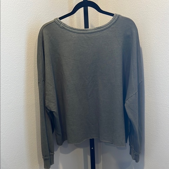 Buffalo David Bitton Olive Long Sleeve Top - Picture 3 of 3